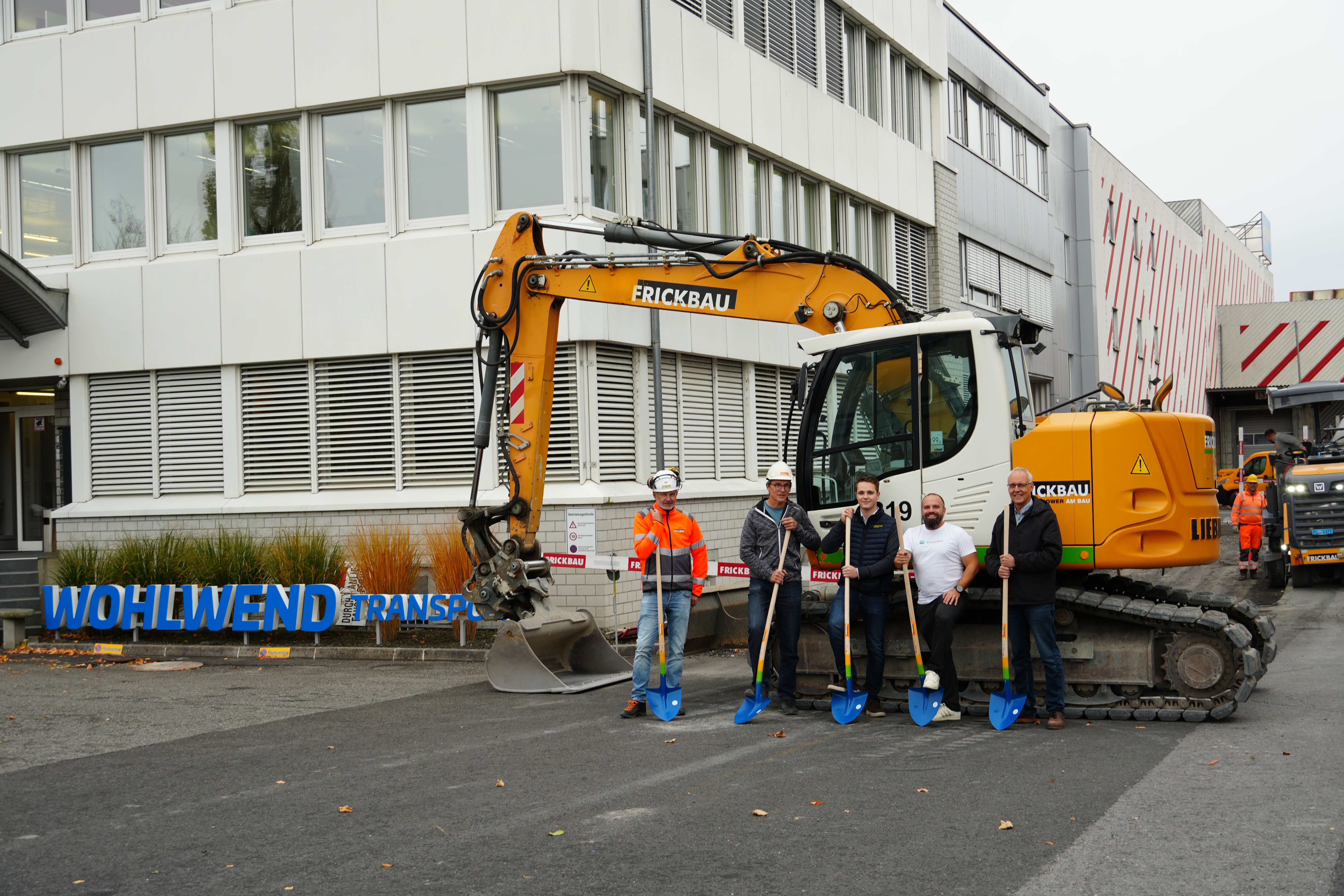 2025 Spatenstich erste Megawatt-Charge-Ladestation im FL